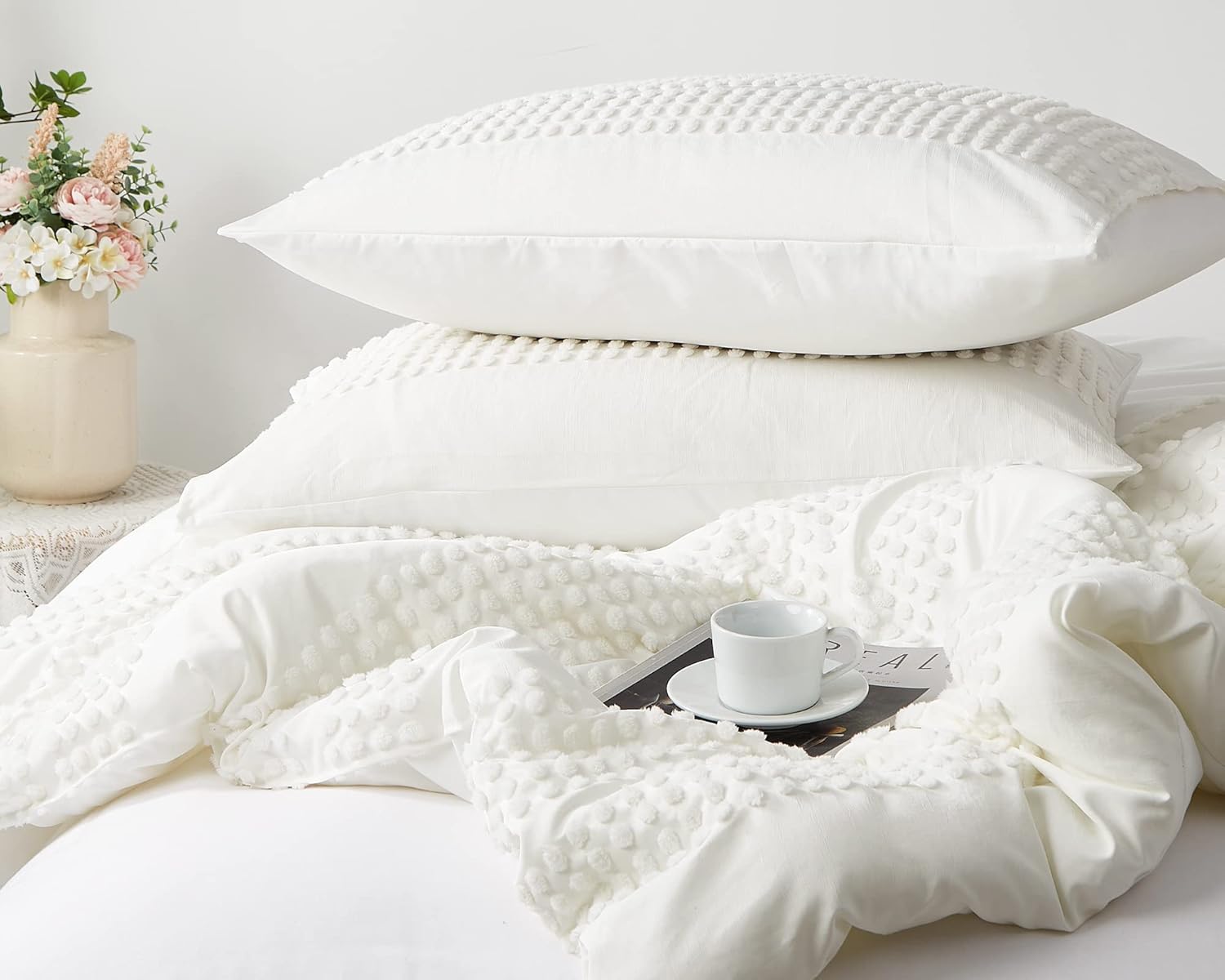 Cupocupa Queen Comforter Set White Comforters Queen Size Sets Boho Tufted Shabby Chic Vintage Farmhouse Bedding Set Soft Fluffy Lightweight Comforter with 2 Pillow Cases for All Season