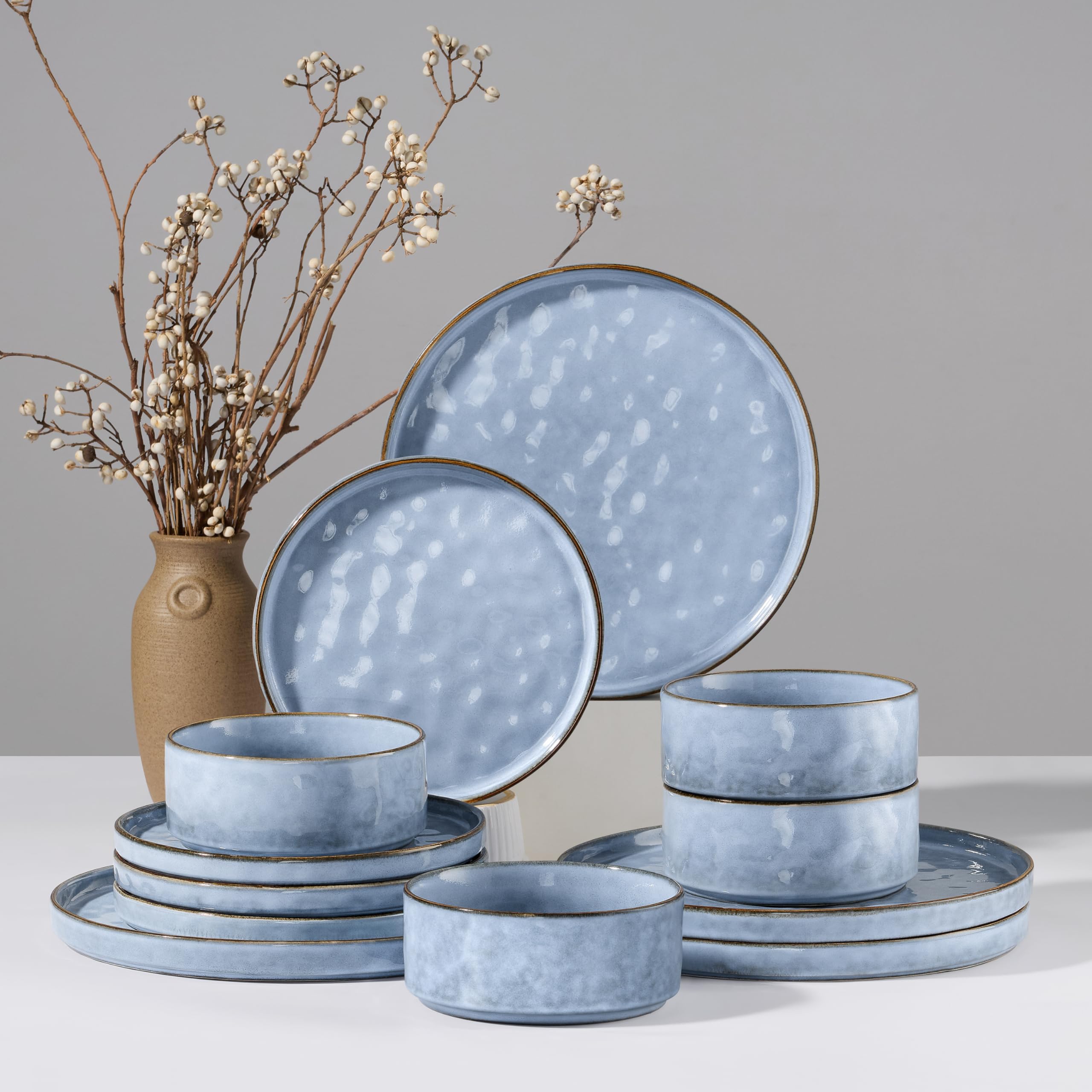 HaWare Dinnerware Sets, 12-Piece Plates and Bowls Set, Stoneware Dish Set for 4, Ceramic Dinnerware for Home Restaurant, Chip and Scratch Resistant, Microwave and Dishwasher Safe, Speckled White