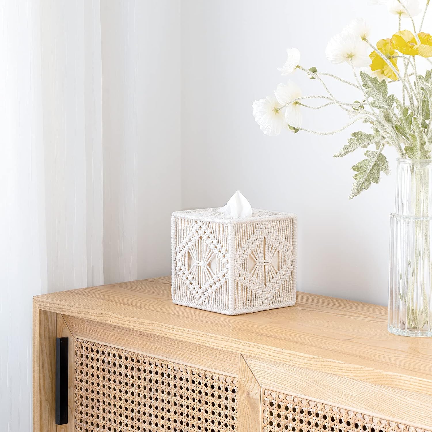 Mkono Tissue Box Cover Macrame Square Open-Bottom Tissue Box Holder Boho Decor Tissue Organizer Bohemian Handmade Woven Tissue Cube Box for Bathroom Bedroom Dresser Living Room Office Dorm